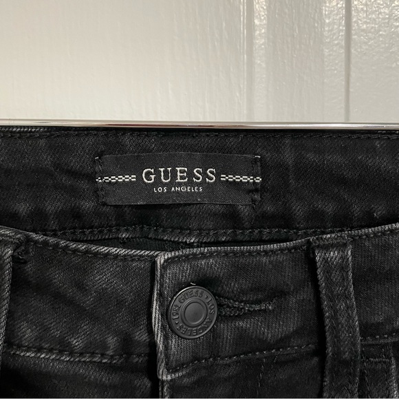 Cropped Distressed Black Denim Pants - GUESS - Picture 2 of 3